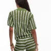 Camicia coordinata a righe in maglieria di Topshop