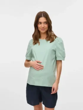 Camicia dalla vestibilità regolare con scollo rotondo e maniche a palloncino