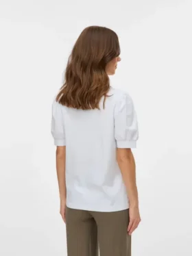 Camicia dalla vestibilità regolare con scollo rotondo e maniche a palloncino