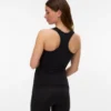 Canotta slim fit con scollo a U