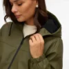 Cappotto con cappuccio