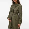 Cappotto con collo alto e polsini elasticizzati Cappotto con collo alto e polsini elasticizzati