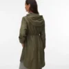 Cappotto con collo alto e polsini elasticizzati Cappotto con collo alto e polsini elasticizzati
