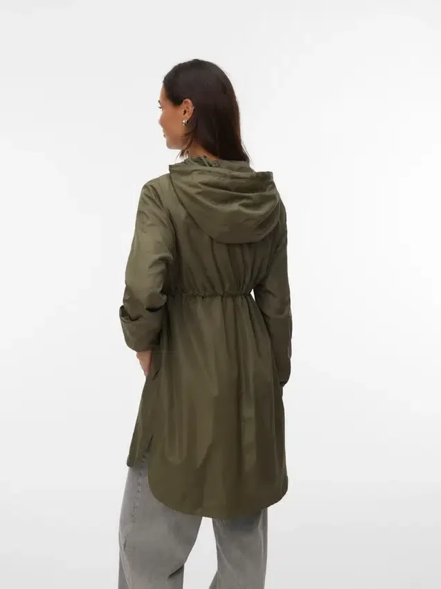 Cappotto con collo alto e polsini elasticizzati Cappotto con collo alto e polsini elasticizzati