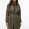Cappotto con collo alto e polsini elasticizzati Cappotto con collo alto e polsini elasticizzati