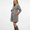Cappotto con scollo a V