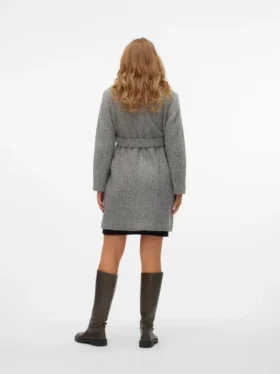 Cappotto con scollo a V