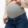 Jeans a vestibilità regolare con vita media