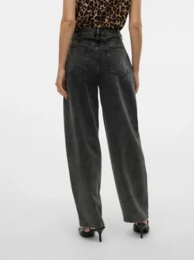 Jeans a vita alta e dal taglio a palloncino Vmollie