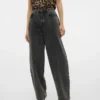 Jeans a vita alta e dal taglio a palloncino Vmollie