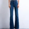 Jeans a vita alta e taglio svasato Tsjamie