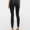 Jeans a vita alta e taglio svasato Vmronda