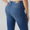 Jeans a vita alta e taglio svasato Vmselina