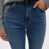 Jeans a vita alta e taglio svasato Vmselina
