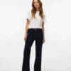 Jeans a vita alta e taglio svasato Vmvivianne