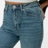Jeans a vita alta e vestibilità ampia Vmtessa