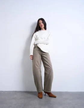 Jeans a vita alta e vestibilità Barrel Fit di Tsbarrel