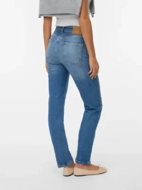 Jeans a vita alta e vestibilità dritta Vmelia