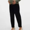 Jeans a vita alta e vestibilità regolare