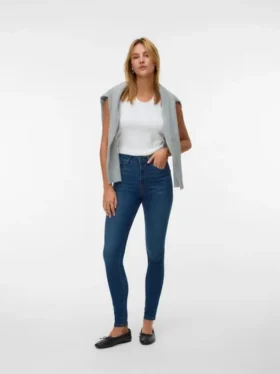 Jeans a vita alta e vestibilità skinny VMSophia