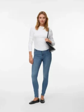 Jeans a vita alta e vestibilità skinny VMSophia