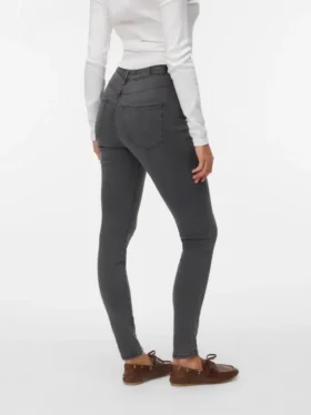 Jeans a vita alta e vestibilità skinny VMSophia