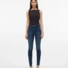 Jeans a vita alta e vestibilità skinny VMSophia