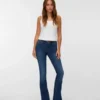 Jeans a vita bassa e taglio svasato Vmcamille