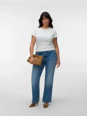 Jeans a vita bassa e taglio svasato Vmcastra