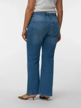 Jeans a vita bassa e taglio svasato Vmcastra