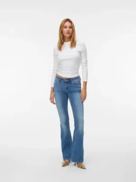 Jeans a vita bassa e taglio svasato Vmsigi