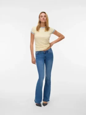 Jeans a vita bassa e taglio svasato Vmsigi