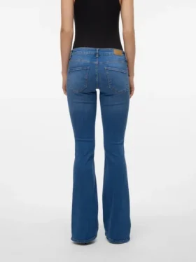 Jeans a vita bassa e taglio svasato Vmsigi