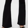 Jeans a vita bassa e taglio svasato Vmsigi
