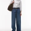 Jeans a vita bassa e vestibilità comoda di Topshop