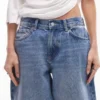 Jeans a vita bassa e vestibilità comoda di Topshop