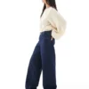 Jeans a vita bassa e vestibilità comoda di Topshop