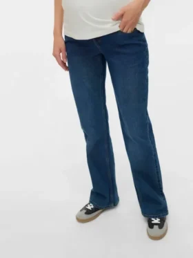 Jeans a vita media con taglio svasato e gamba a zampa