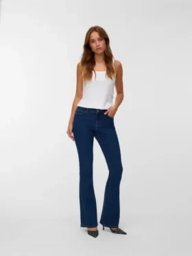 Jeans a vita media e taglio svasato Vmelly