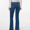 Jeans a vita media e taglio svasato Vmphoebe