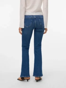 Jeans a vita media e taglio svasato Vmphoebe