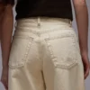 Jeans a vita media e vestibilità a botte di Topshop