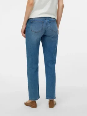 Jeans dalla vestibilità dritta