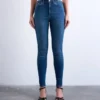 Jeans skinny a vita alta Tsjamie