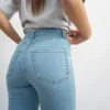 Jeans skinny a vita alta Tsjamie