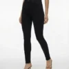 Jeans skinny a vita alta Tsjoni
