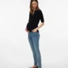 Jeans slim a vestibilità dritta