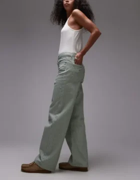 Jeans Topshop a vita media e vestibilità ampia