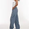 Jeans Topshop a vita media e vestibilità ampia
