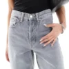 Jeans Topshop a vita media e vestibilità ampia